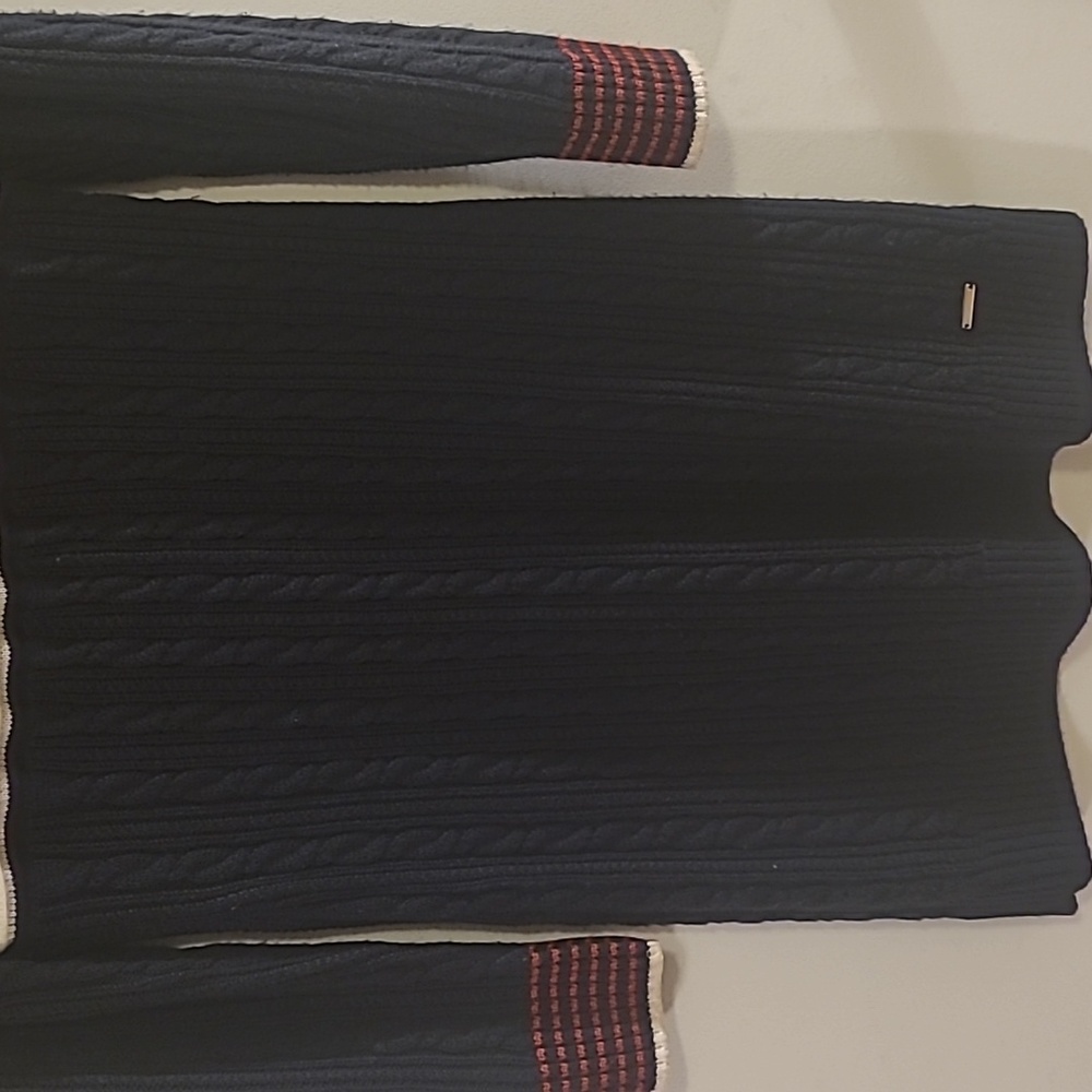 Dress - Picture 3 of 7